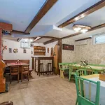 Partelj 6 By Interhome