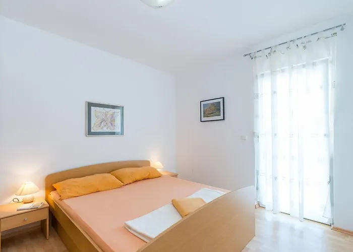 Partelj 6 By Interhome
