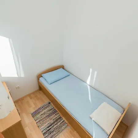 Partelj 6 By Interhome Apartman