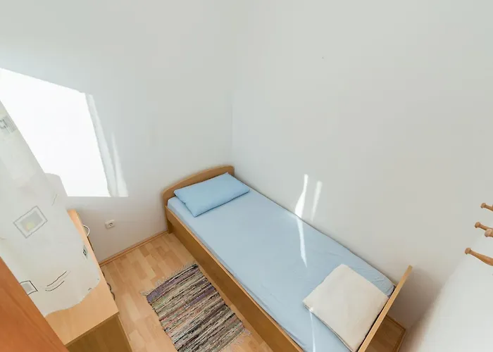 Partelj 6 By Interhome Apartman